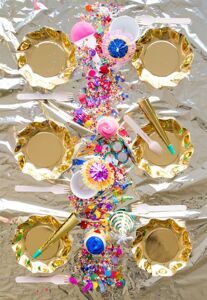Тарелки бумажные праздничные Золотые "Волнистый край" металлик, 18 см (золото)